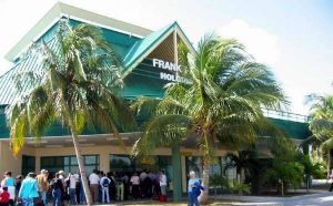 aeropuertodeholguin-frankpais