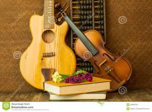 guitarra-acstica-y-violn-64629154