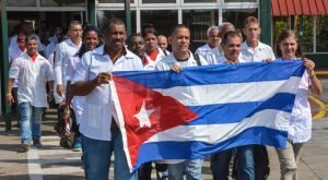 Parte hacia Haití, brigada del Contingente Internacional de Médicos Especializados en el Enfrentamiento de Desastres y Graves Epidemias Henry Reeve, por las graves afectaciones ocasionadas en esa nación por el huracán Matthew, está conformada por 38 profesionales con experiencia higiénico-epidemiológica, el Aeropuerto Internacional José Martí, en La Habana, el 8 de octubre de 2016. ACN FOTO/Marcelino VAZQUEZ HERNANDEZ/sdl