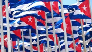 6004-banderas-cubanas