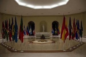 CRIPTA AL MAMBÍ DESCONOCIDO (Medium)