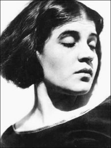 Edward-Weston-Tina-Modotti-with-Downcast-Eyes