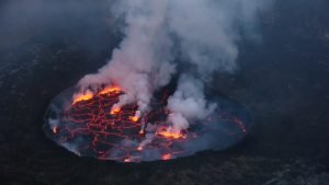 108949653-nationalpark-virunga-nyiragongo-lavasee-nord-kivu