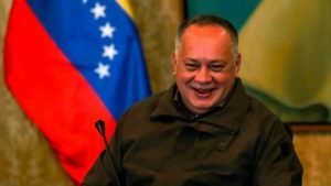 1530797063829183970g