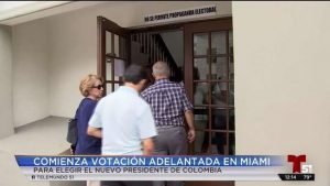 Comienza_votacion_adelantada_en_Miami